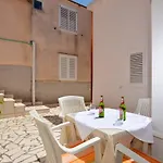 Apartment Bjanka *